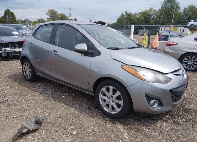2012 MAZDA Mazda2