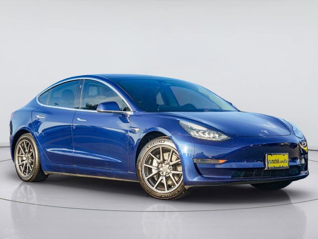 2018 TESLA Model 3