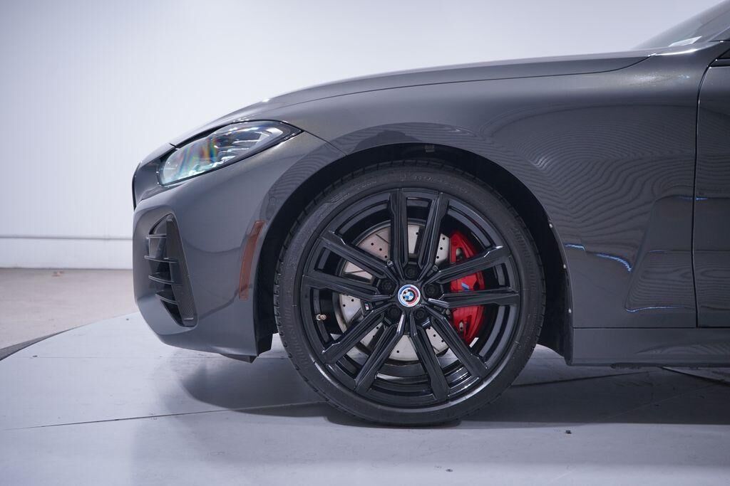 2023 BMW M440i