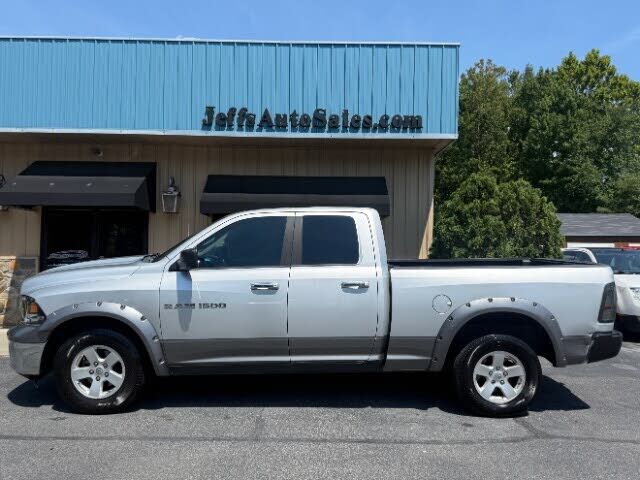 2011 DODGE Ram