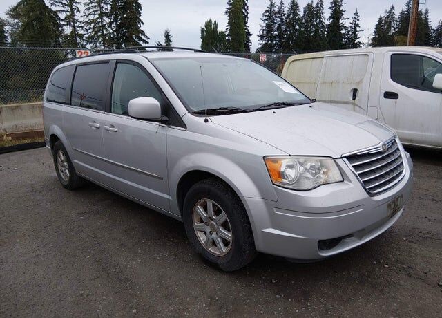 2010 CHRYSLER Town and Country