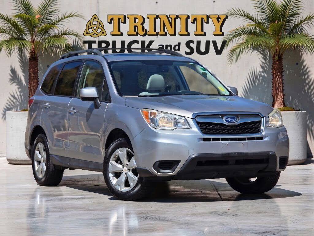 2016 SUBARU Forester