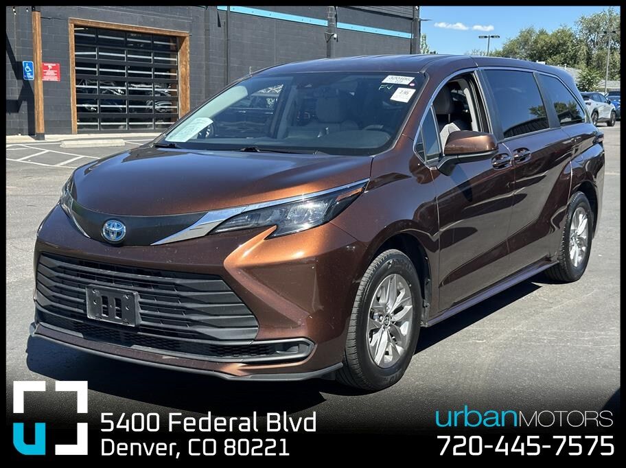 2024 TOYOTA Sienna