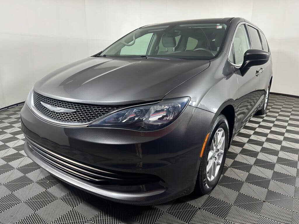 2017 CHRYSLER Pacifica