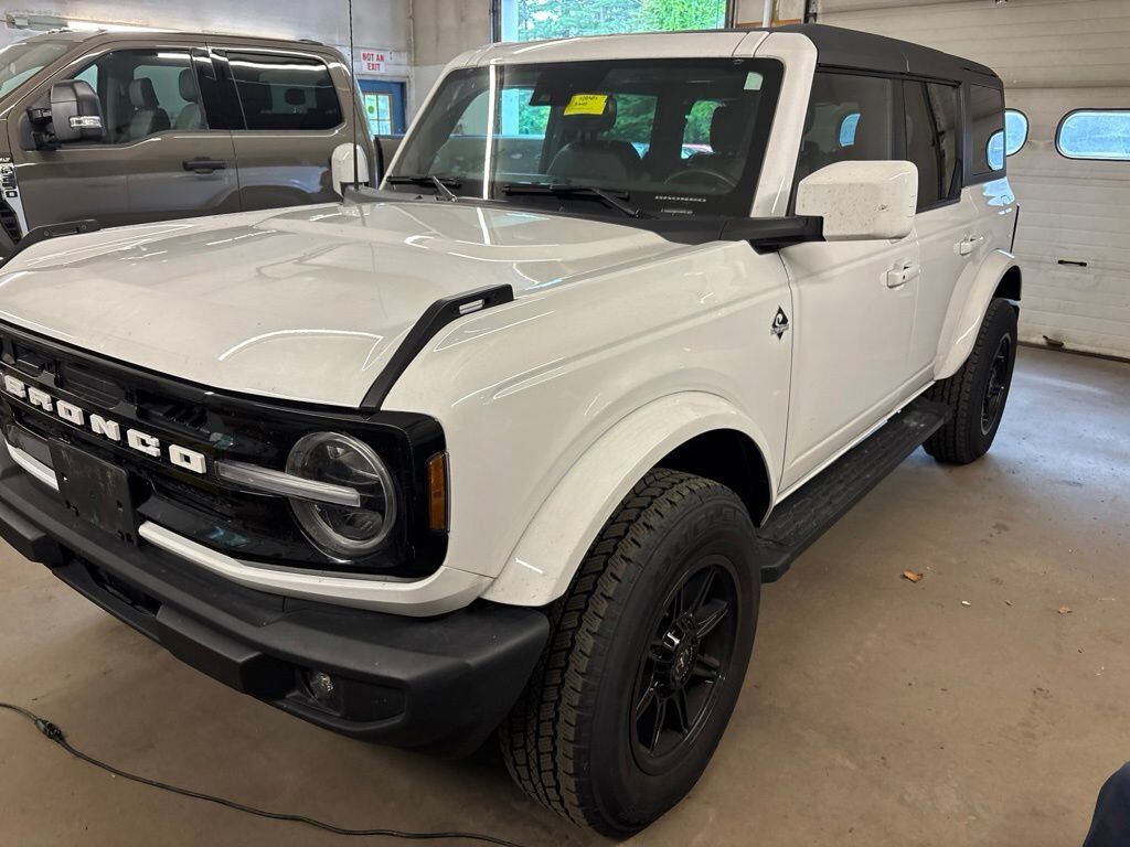 2023 FORD Bronco