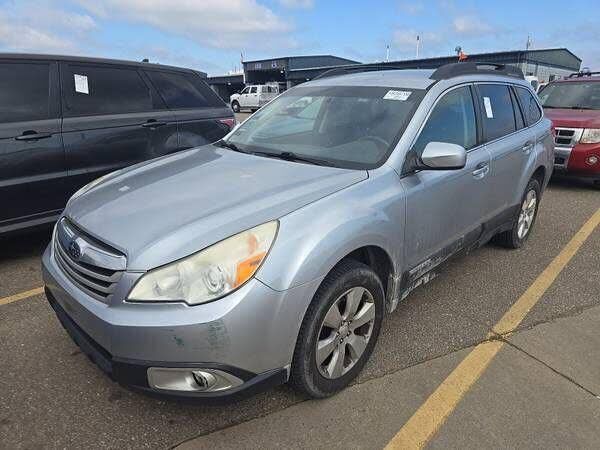 2012 SUBARU Outback