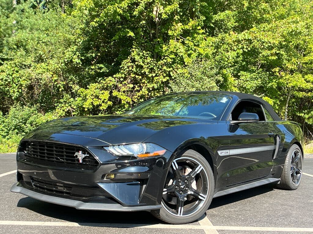 2020 FORD Mustang