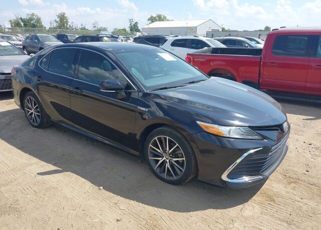 2021 TOYOTA Camry