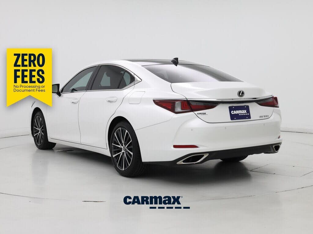 2022 Lexus ES