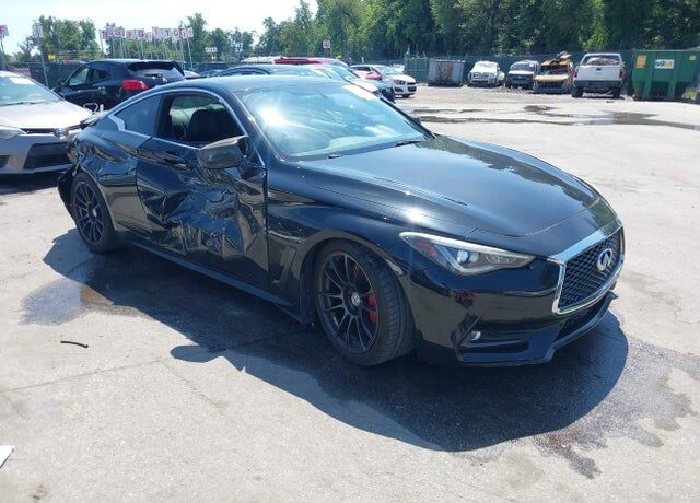 2017 INFINITI Q60
