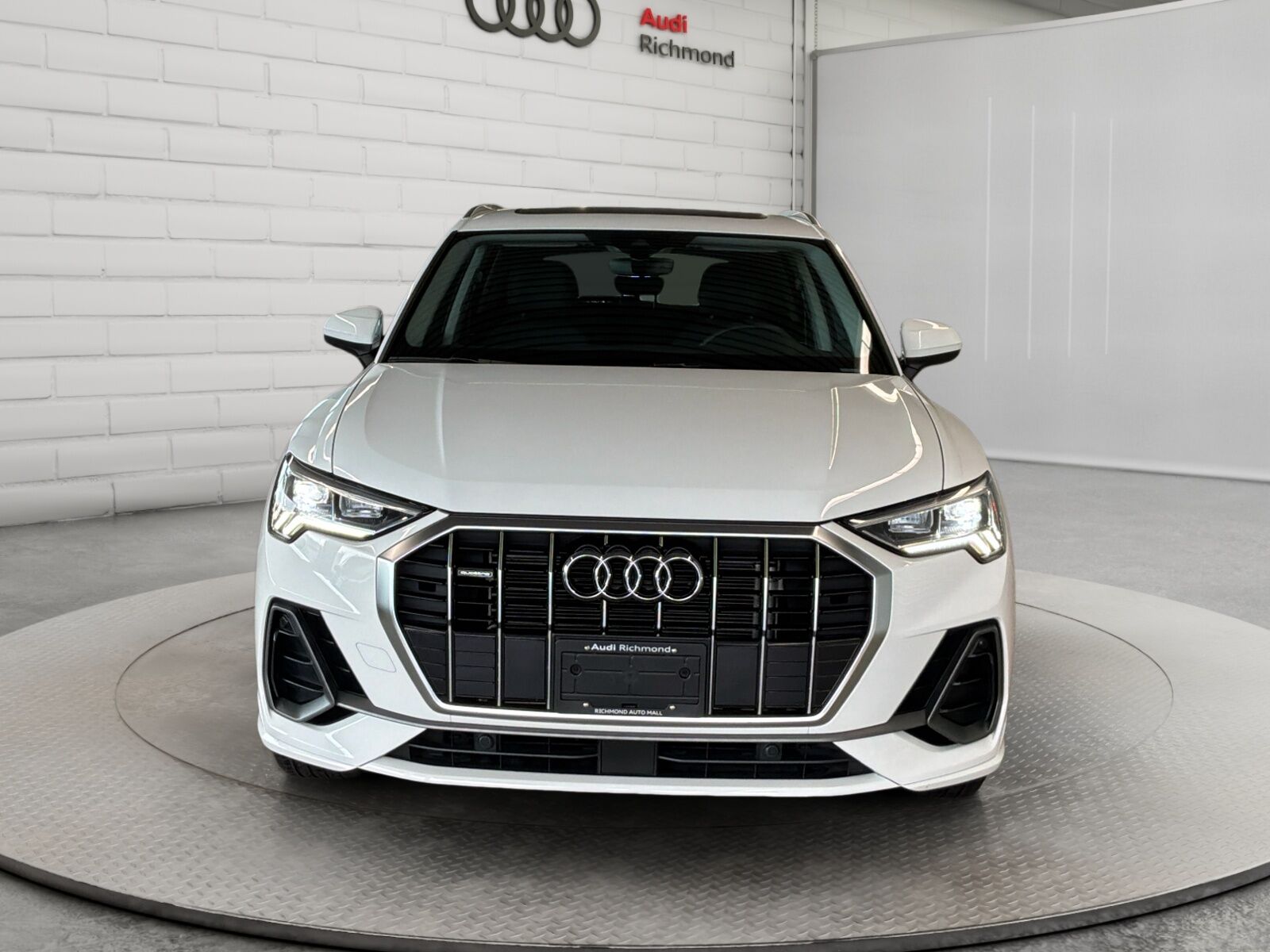 2022 Audi Q3