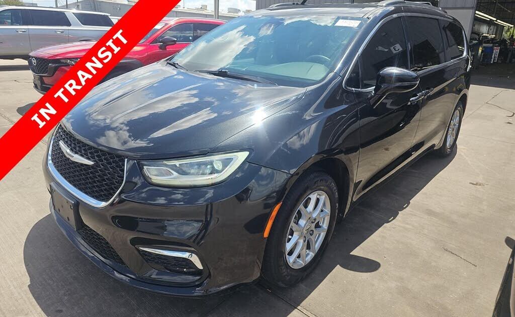 2022 CHRYSLER Pacifica