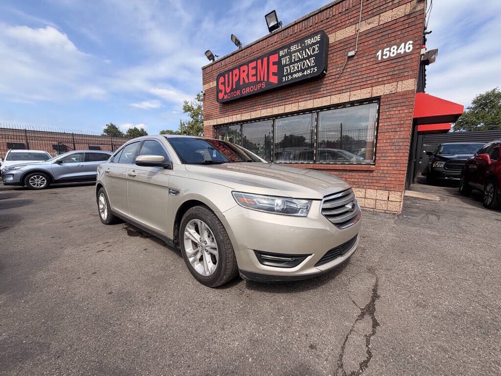 2017 FORD Taurus