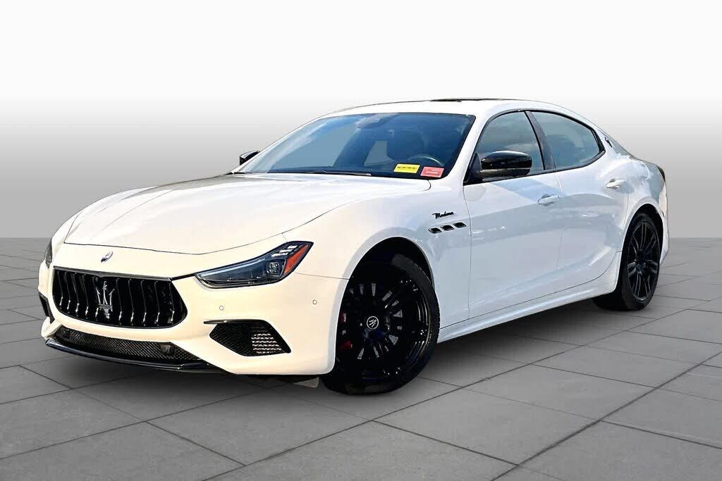 2022 MASERATI Ghibli