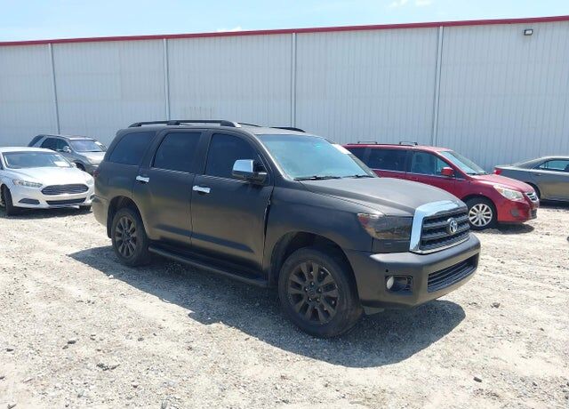 2014 TOYOTA Sequoia
