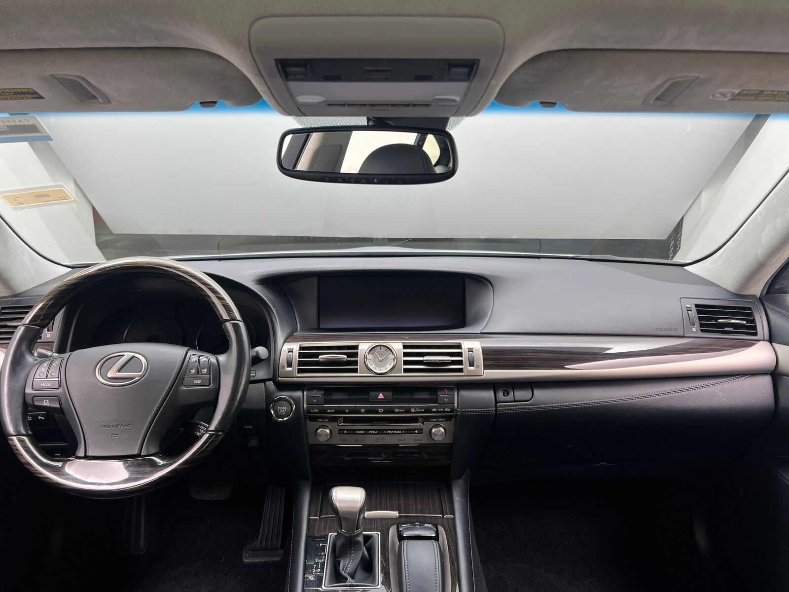 2013 Lexus LS
