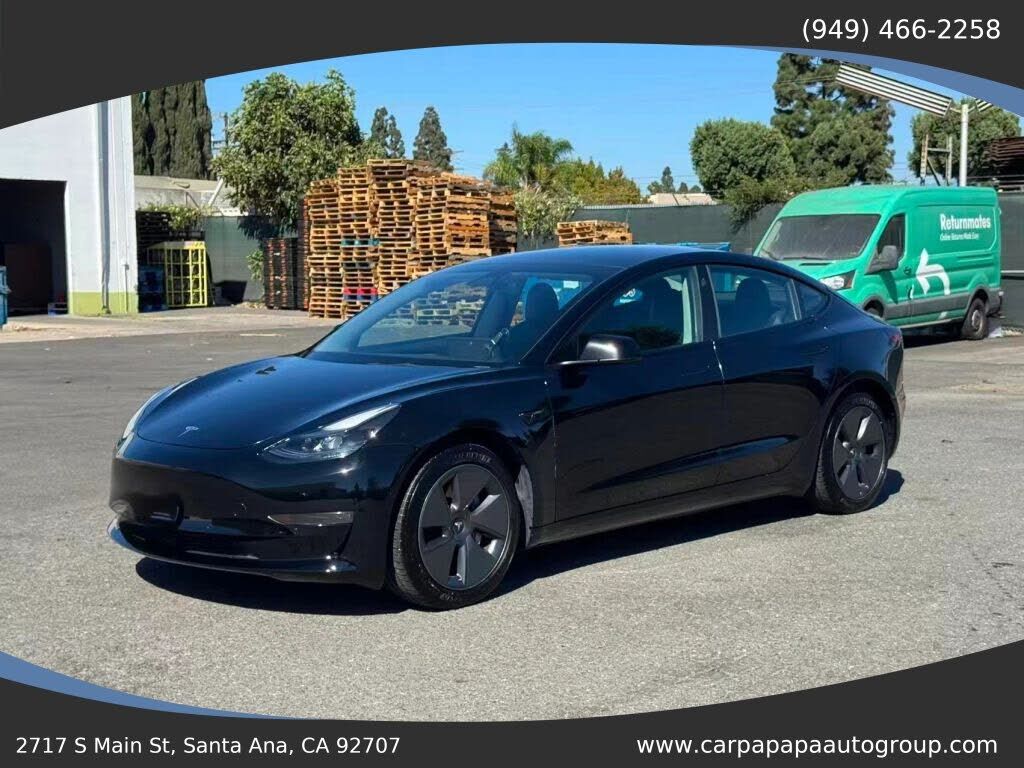 2022 TESLA Model 3