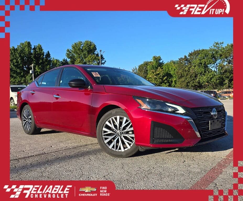 2025 NISSAN Altima