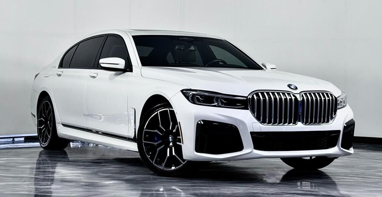 2022 BMW 750i