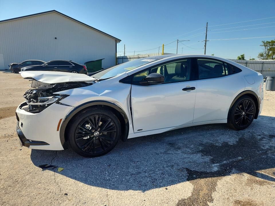 2026 TOYOTA PRIUS