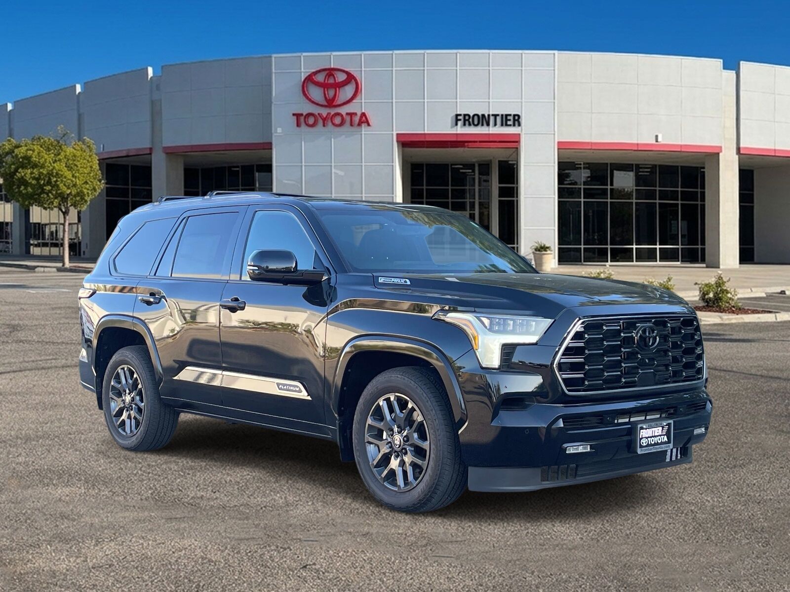 2025 TOYOTA Sequoia