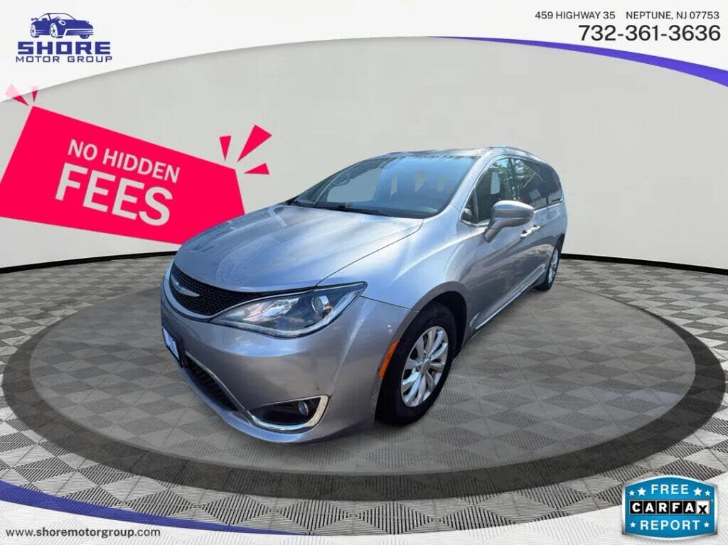 2019 CHRYSLER Pacifica