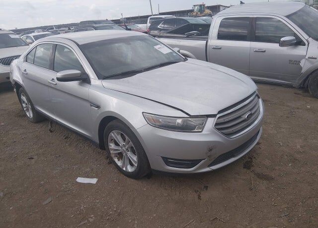 2013 FORD Taurus