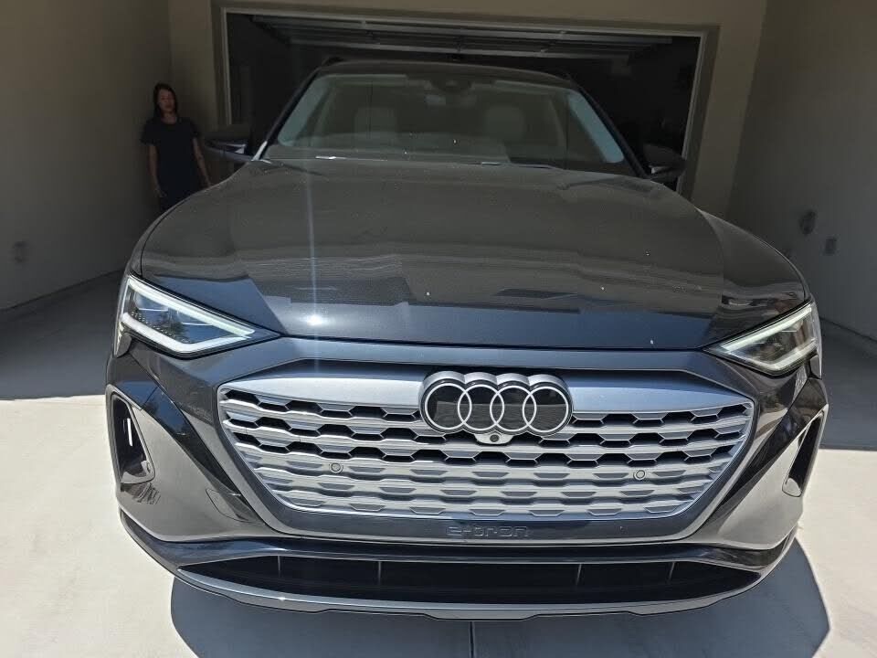 2024 Audi Q8