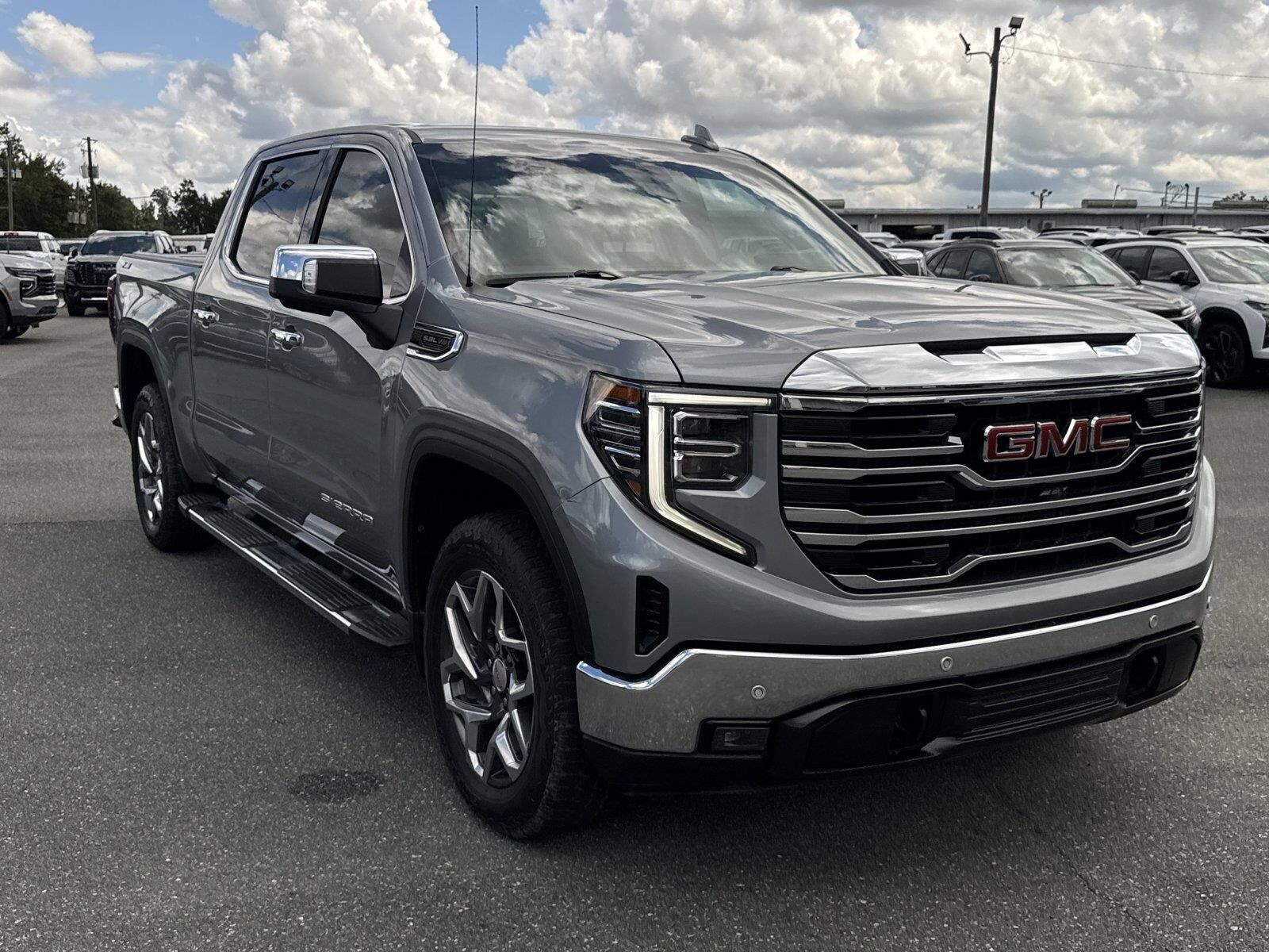 2023 GMC Sierra