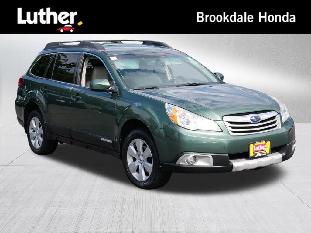 2012 SUBARU Outback