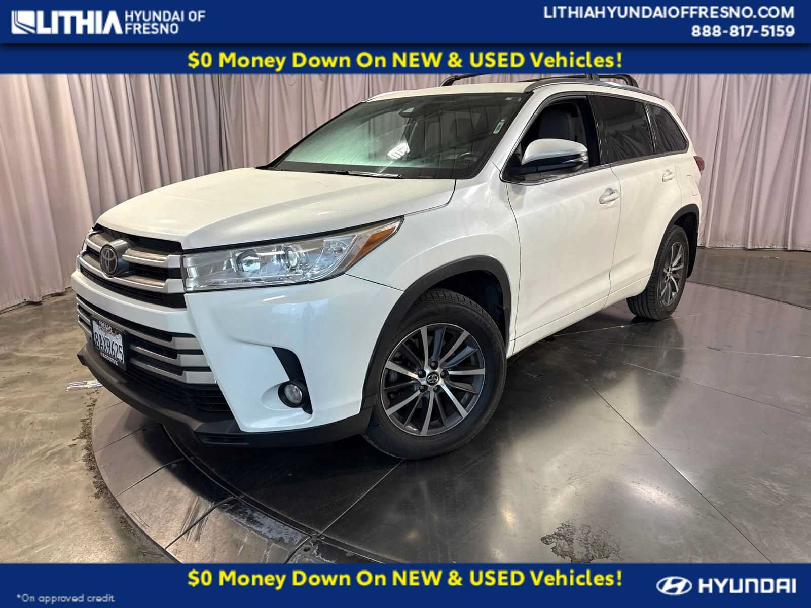 2017 TOYOTA Highlander