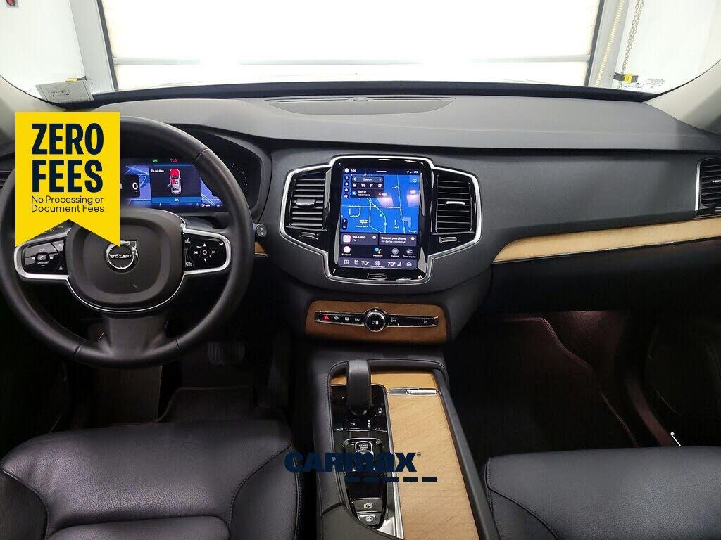 2025 VOLVO XC90