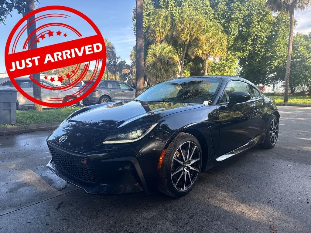 2023 TOYOTA GR86