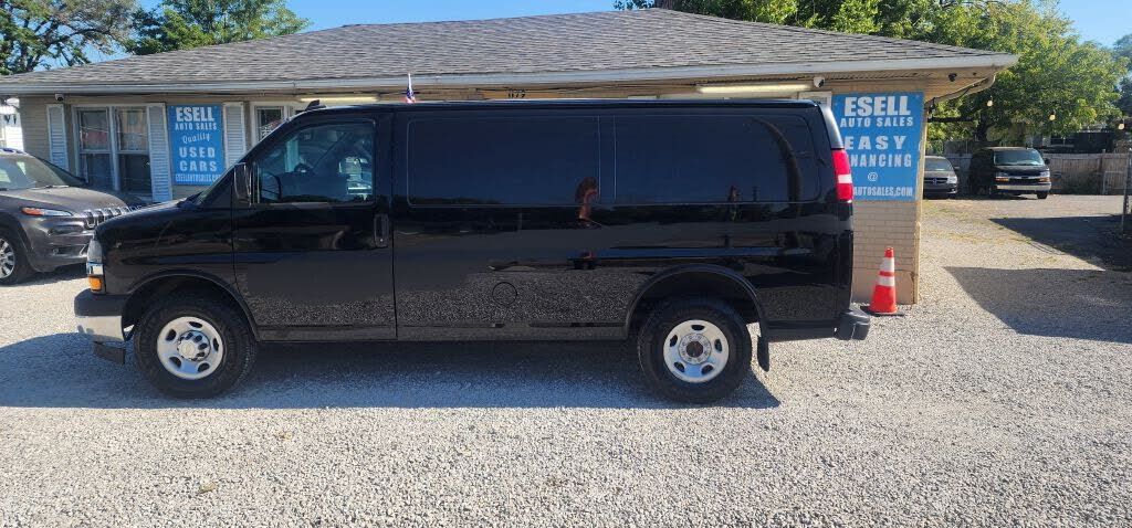 2018 CHEVROLET Express