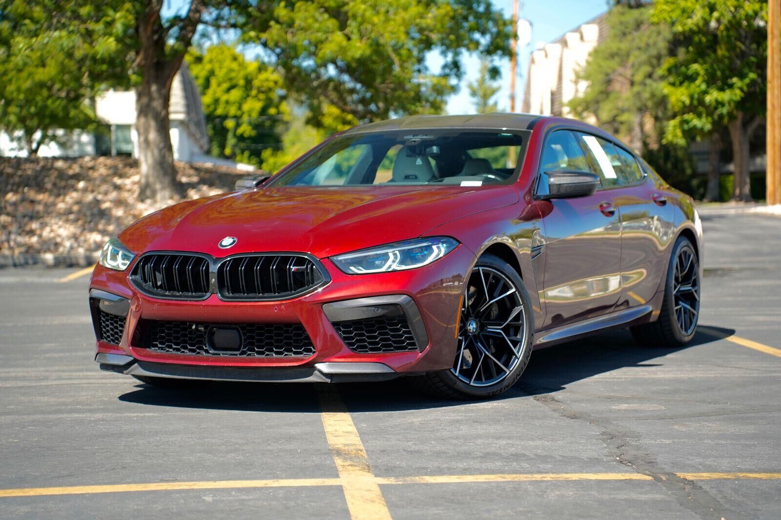 2023 BMW M8