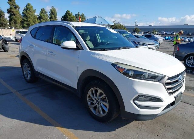 2016 HYUNDAI Tucson