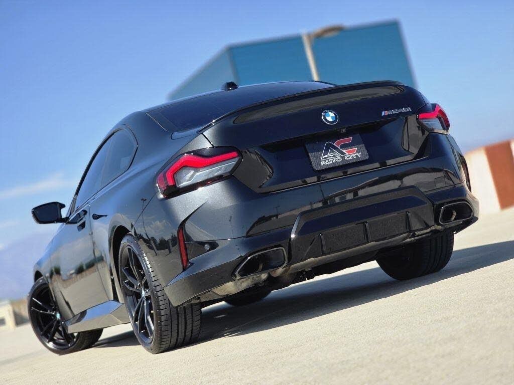 2023 BMW M240i
