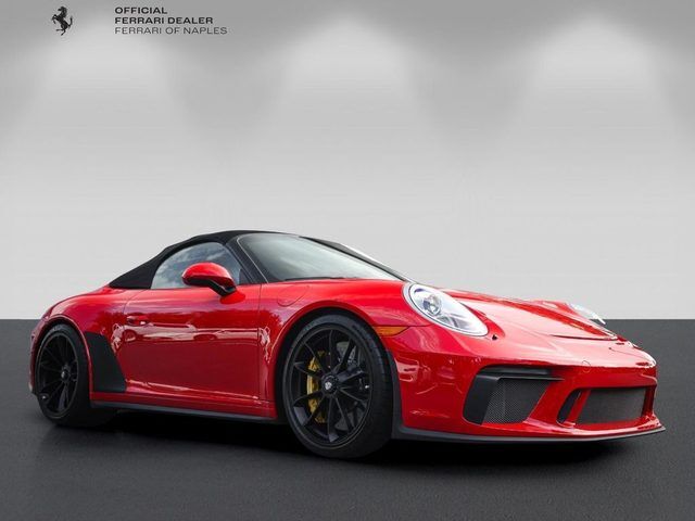 2019 PORSCHE 911