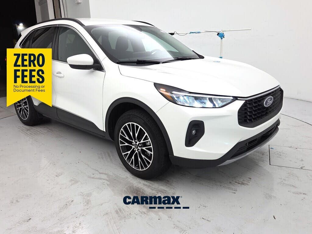 2025 FORD Escape