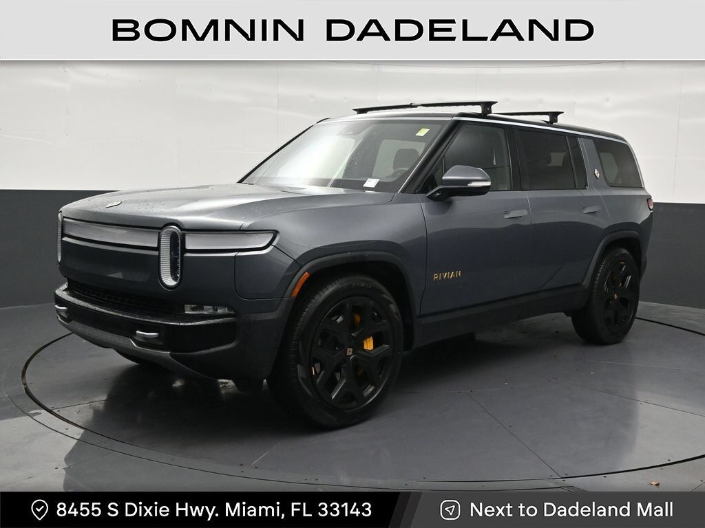 2022 RIVIAN R1S