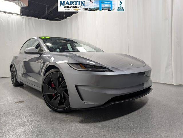 2024 TESLA Model 3
