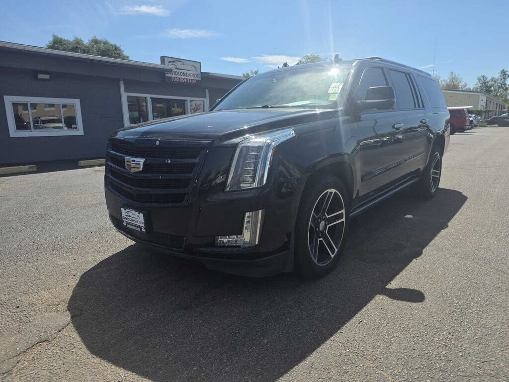 2016 CADILLAC Escalade