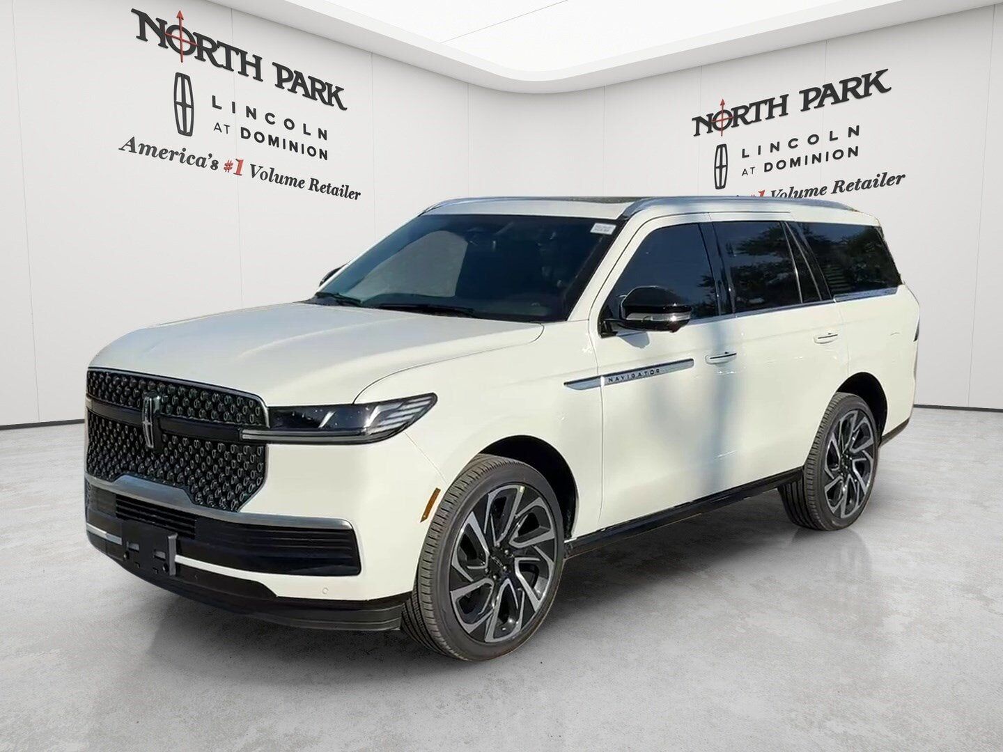 2027 LINCOLN Navigator