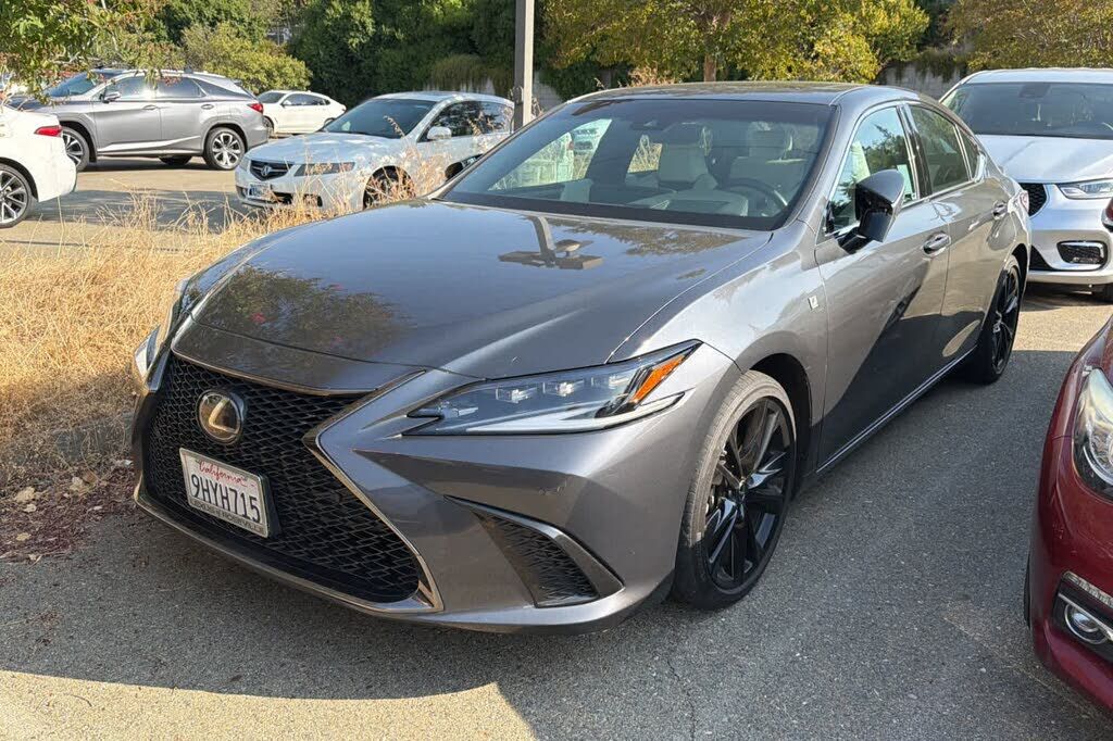 2023 LEXUS ES