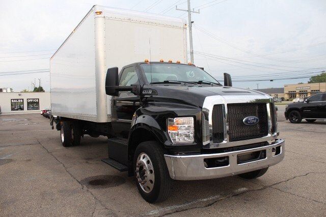 2018 FORD F-650