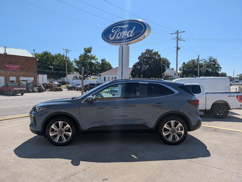 2025 FORD Escape