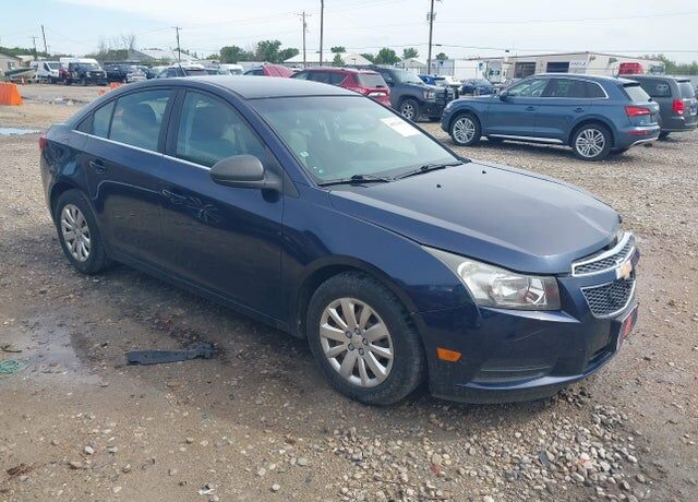 2011 CHEVROLET Cruze