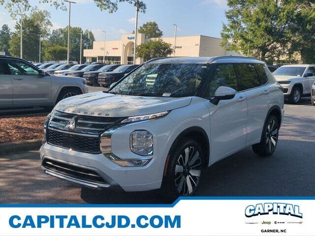 2025 MITSUBISHI Outlander