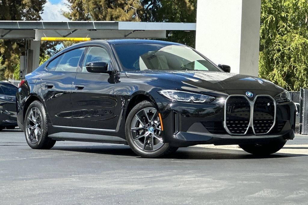 2023 BMW i4