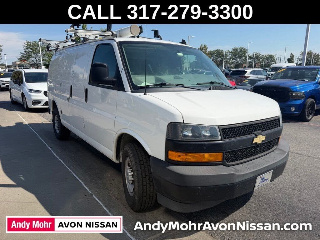 2019 CHEVROLET Express